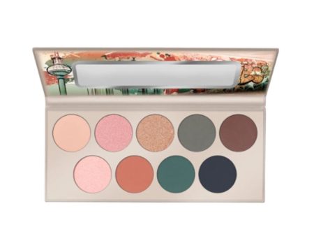 Essence- Hallo Berlin Eyeshadow Palette - 10 Hallo Berlin Discount