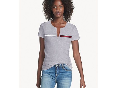 Tommy Hilfiger- ESSENTIAL SPLIT-NECK T-SHIRT Online