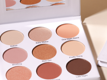 The Pretty Palette Online