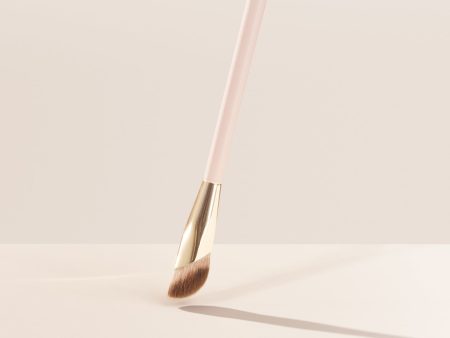 Rare Beauty- Liquid Touch Concealer Brush For Discount