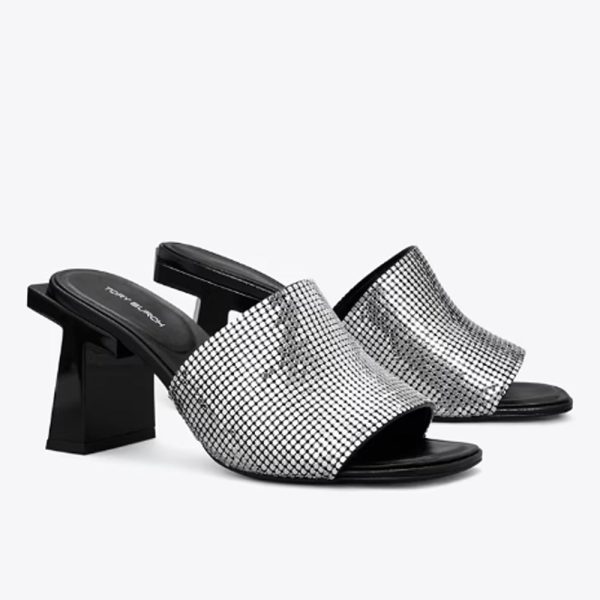 Tory Burch- Block T Chainmail Mule Sandal - Silver   Perfect Black Discount