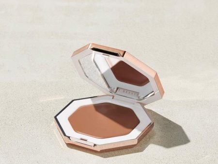 Fenty Beauty- Cheeks Out Freestyle Cream Bronzer (Macchiato) Sale