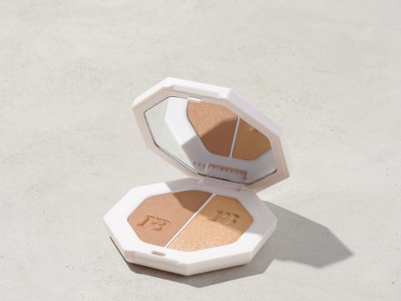 Fenty Beauty- KILLAWATT FREESTYLE HIGHLIGHTER (Mean Money Hu$tla Baby soft champagne sheen   supercharged peachy champagne shimmer) Online now