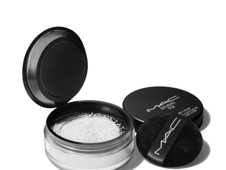 Mac- STUDIO FIX PRO SET + BLUR WEIGHTLESS LOOSE POWDER (TRANSLUCENT) on Sale