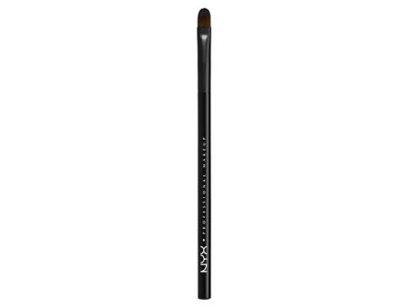 Nyx- Pro Flat Detail Brush on Sale