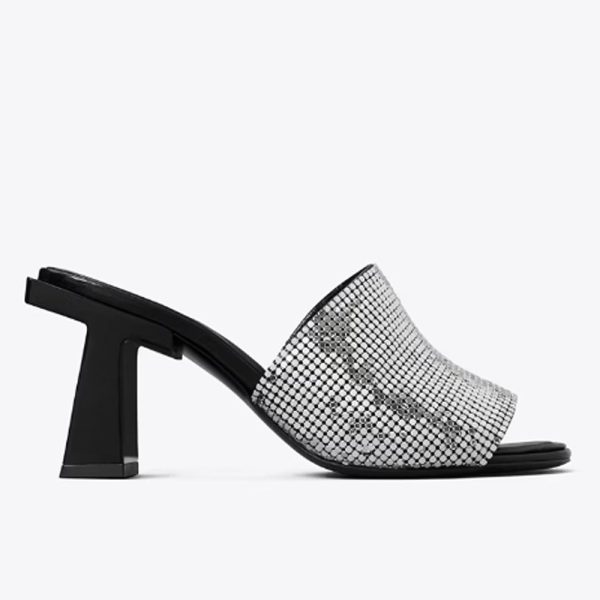 Tory Burch- Block T Chainmail Mule Sandal - Silver   Perfect Black Discount